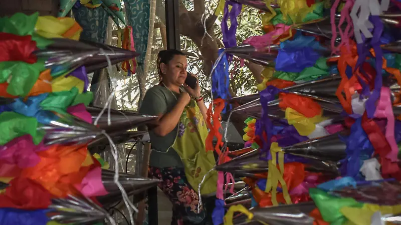 Fabrica de piñatas / Gerardo Tavarez
